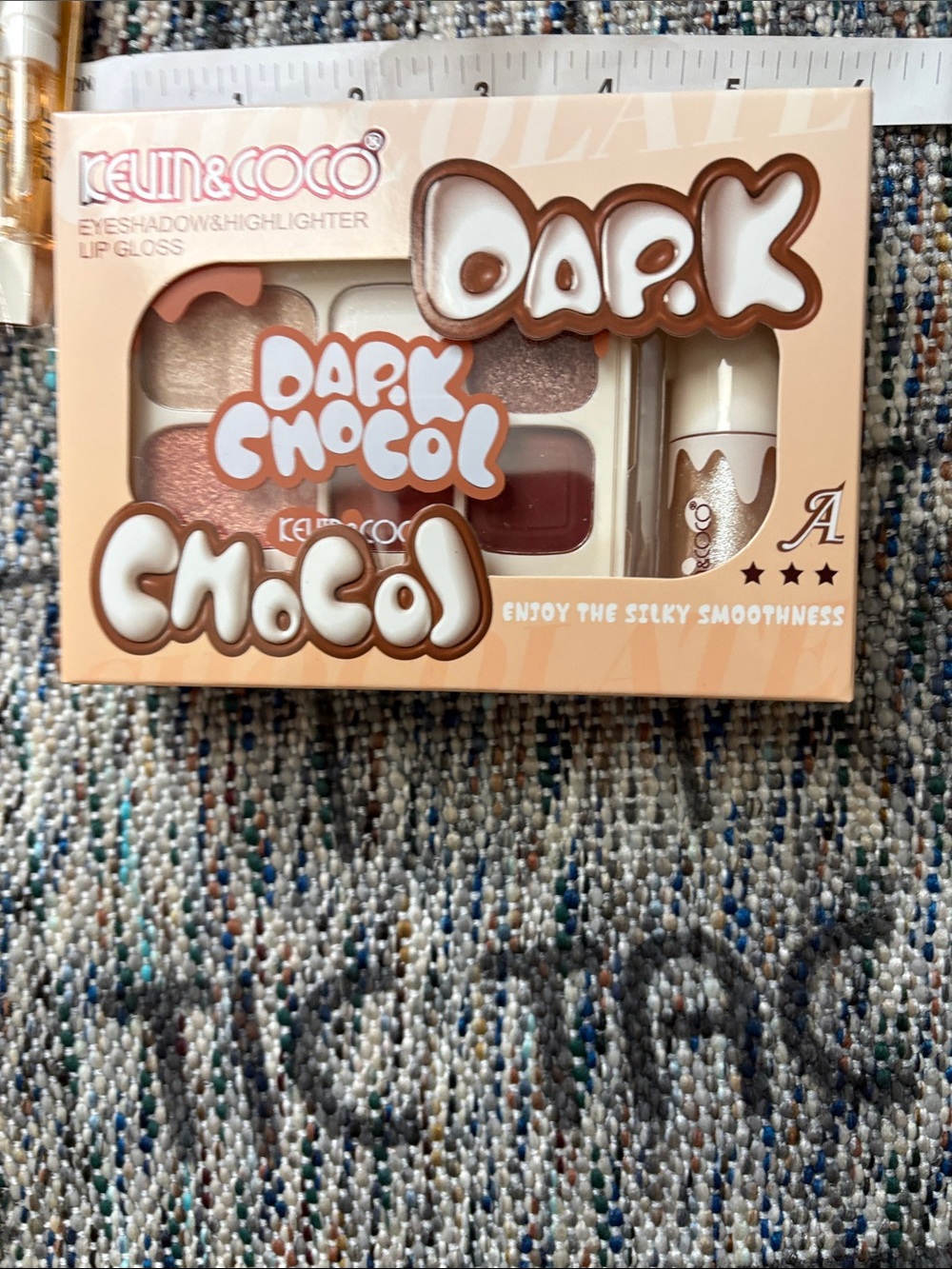 Keun & Coco Dapk Chocol Eyeshadow & Lip Gloss Set - Peachy Brown Tones